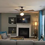 Single Rm Or Entire Near Uptown *