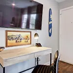 Relax And Recharge In Myers Park Holiday home Charlotte