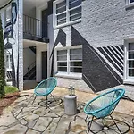 Holiday home Spacious Conveniently Located 1br In Myers Park