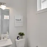 Stylish Two Story Close To South End And Uptown Holiday home Charlotte