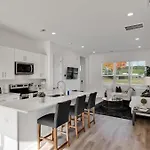 Stylish Two Story Close To South End And Uptown