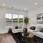 Stylish Two Story Close To South End And Uptown * Charlotte