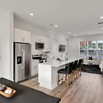 Holiday home Stylish Two Story Close To South End And Uptown Charlotte