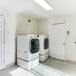 6 Mi To Spectrum Center: Spacious Getaway W/ Deck *