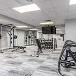 The Tar Heel - Stylish 4Br With City Views - Free Parking - Gym