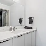 Carolina Cove - Free Parking, Spacious, Views