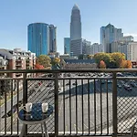 Carolina Blue - Stunning Views, Free Parking And Wifi