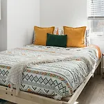 Carolina Blue - Stunning Views, Free Parking And Wifi Apartment *