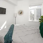 Apartment Carolina Blue - Stunning Views, Free Parking And Wifi Charlotte