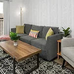 Urban Retreat - Free Parking, Wifi, Walk To Stadium * Charlotte