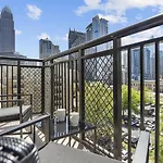 Apartment Midnight Marvel - Amazing Views, Free Parking