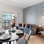 The Panther - Luxury 3br - Free Parking - Views - Stadium - Gym Apartment Charlotte
