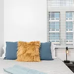 Apartment The Hornet - Cozy And Spacious 3br - Free Parking - Views - 2 Mins To Stadium *