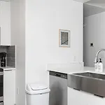 The Panther - Luxury 3br - Free Parking - Views - Stadium - Gym *