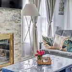 Long Special Cozy Near Uptown Charlotte