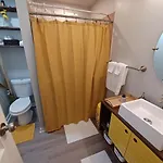 1 Bedroom Pina Pecan House By Palace Of Nobles * Charlotte
