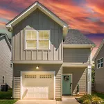3 Lux King Beds O Game Rm O Fenced Backyard Escape Holiday home *