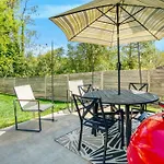 Holiday home 3 Lux King Beds O Game Rm O Fenced Backyard Escape *