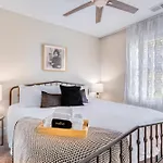 3 Lux King Beds O Game Rm O Fenced Backyard Escape *