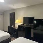 6 Charlotte, Nc - Airport South Hotel 2*