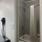 6 Charlotte, Nc - Airport South Hotel