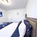 Ranch Home! Near Uncc, Medieval, Pavilion & Uptown