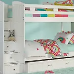 Modern 3 Bedroom Home And Family-Friendly