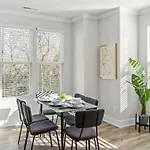 Luxurious King 3Br Townhouse In Uptown Clt!
