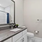 Luxurious King 3br In Waverly Charlotte! * Charlotte
