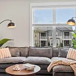 Luxurious King 3br In Waverly Charlotte! *