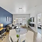 Beautiful 1bd - 5min Dt, Gym, Parking, W-d - Sleeps 6 * Charlotte