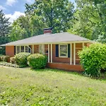 4 Mi To Downtown Charlotte Home With Yard
