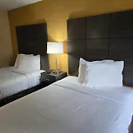 Days Inn By Wyndham Charlotte Northlake