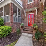 Lovely 2Br Near Uptown Charlotte
