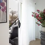 Luxury Rooftop Townhome In Restored Church 5 Mins To Dt Charlotte