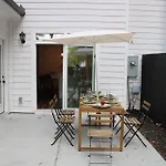 Hot Tub Pool Table Fire Pit 5min To Uptown Holiday home Charlotte