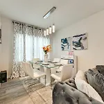 7 Mi To Uptown - Pet-friendly 2-story Townhome!
