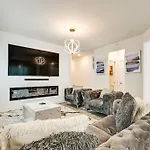 7 Mi To Uptown - Pet-friendly 2-story Townhome! Holiday home Charlotte