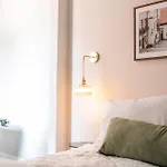 Modern Retreat With Rooftop Firepit Near Uptown