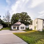 Family-Friendly 3Br W Hot Tub Games