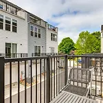 2 Mi To Dtwn Charlotte: Unit W/ Rooftop Deck! *