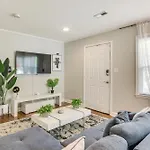 < 2 Mi To Uptown Charlotte: W/ Large Yard!