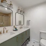 Newly Renovated-private Pool & Huge Deck Holiday home Charlotte