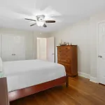 Walking Distance To Restaurants Bars And Breweries Holiday home Charlotte