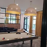 Beautiful In Concord With Swimming Pool And Gymn Apartment *