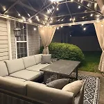 Queen Family-friendly Entire House, Holiday home