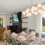 Newly Renovated-Private Pool & Huge Deck