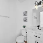 Holiday home Updated Area With Hot Tub Near Your Perfect Retreat