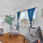 Updated Area With Hot Tub Near Your Perfect Retreat * Charlotte