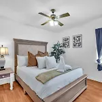 Updated Area With Hot Tub Near Your Perfect Retreat *